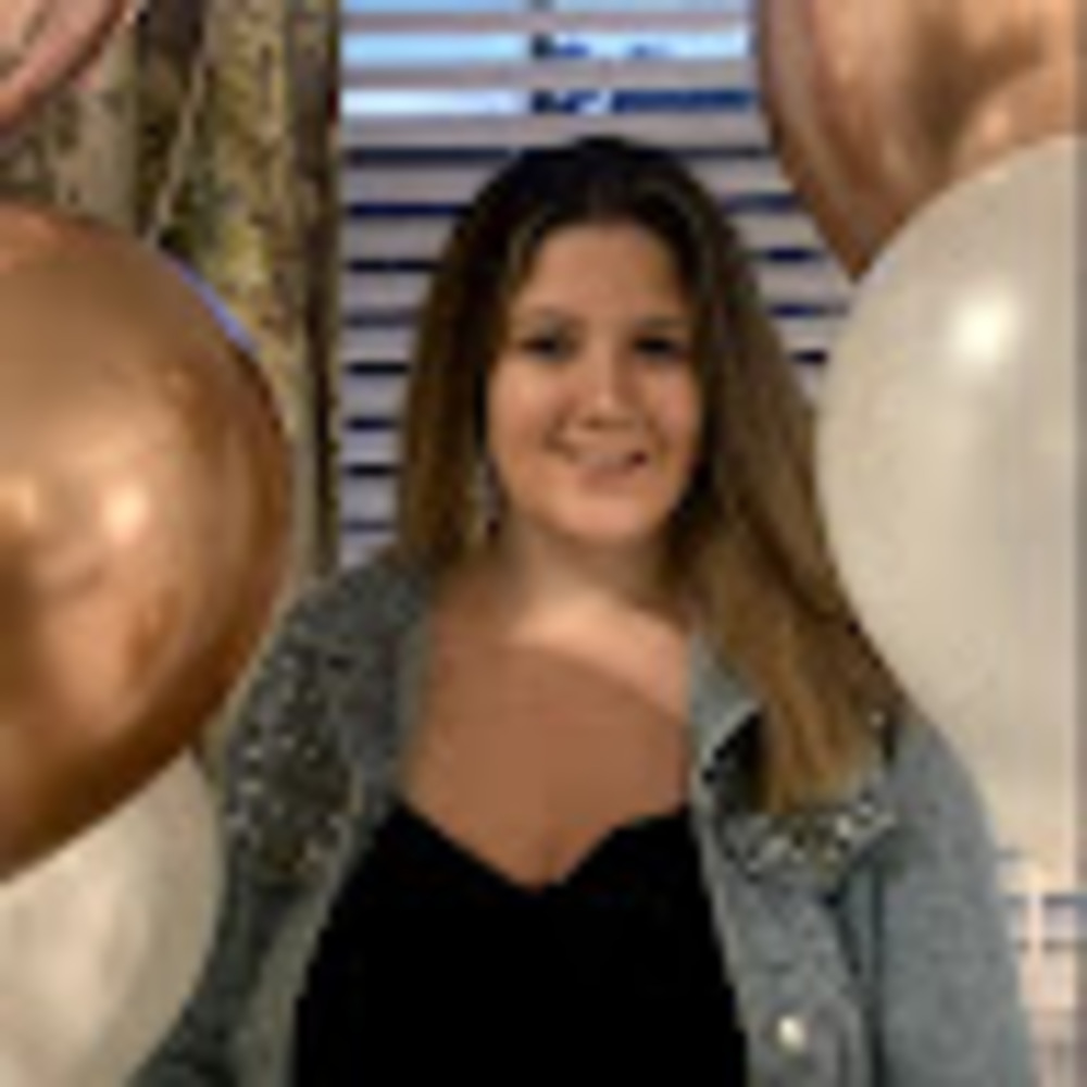Meet your Posher, Victoria